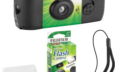 Fujifilm QuickSnap Flash 400 Disposable 35mm Camera (1 Pack) Bonus Hand Strap + Quality Photo Microfiber Cloth